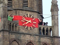 Montage der Kirchturmscheife 13