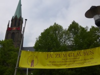 Montage der Kirchturmscheife 22